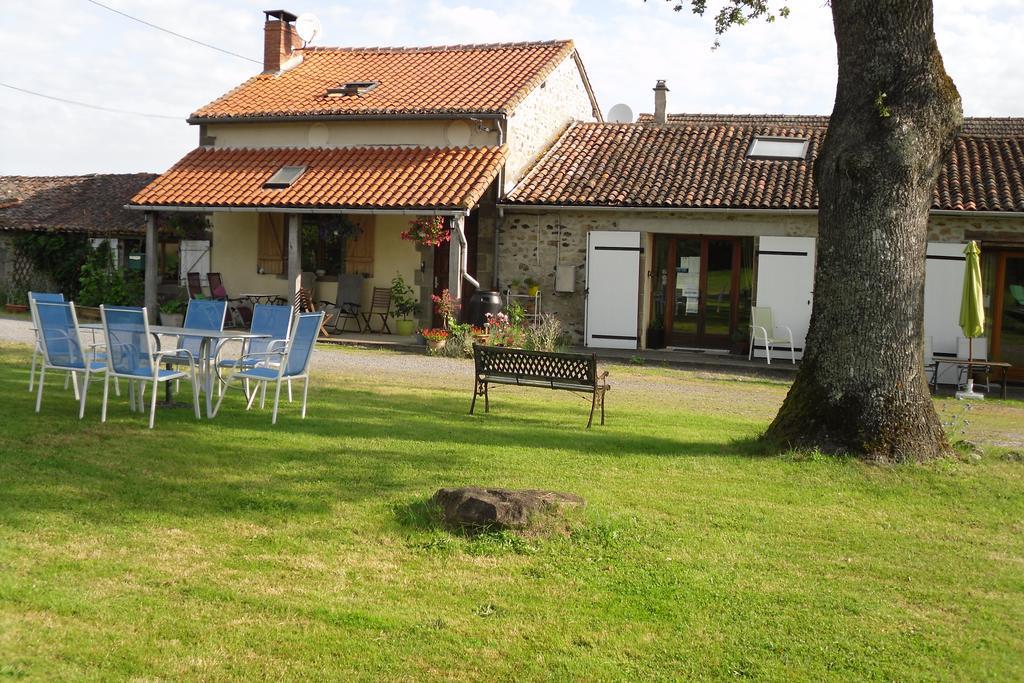 Fonclaire Holidays Mortemart Buitenkant foto
